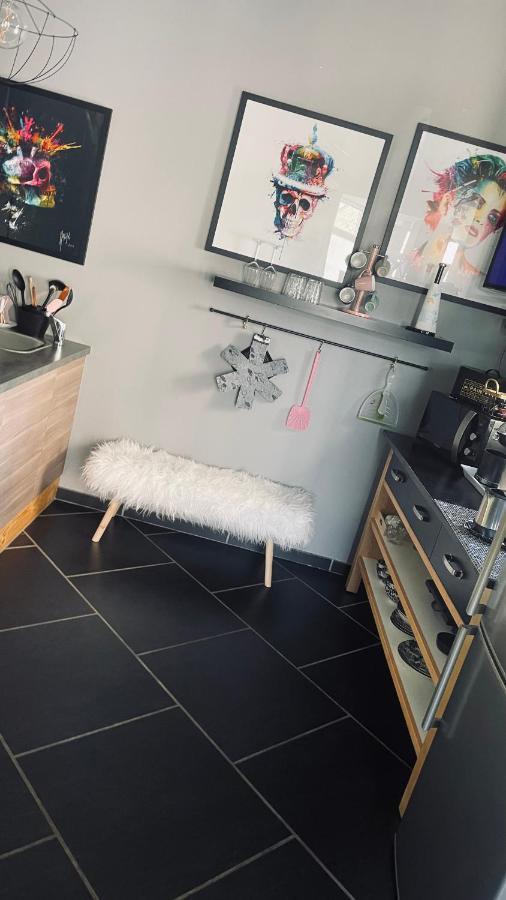 Апартаменты Loft D Isa Avec Wifi Netflix Gesves Экстерьер фото
